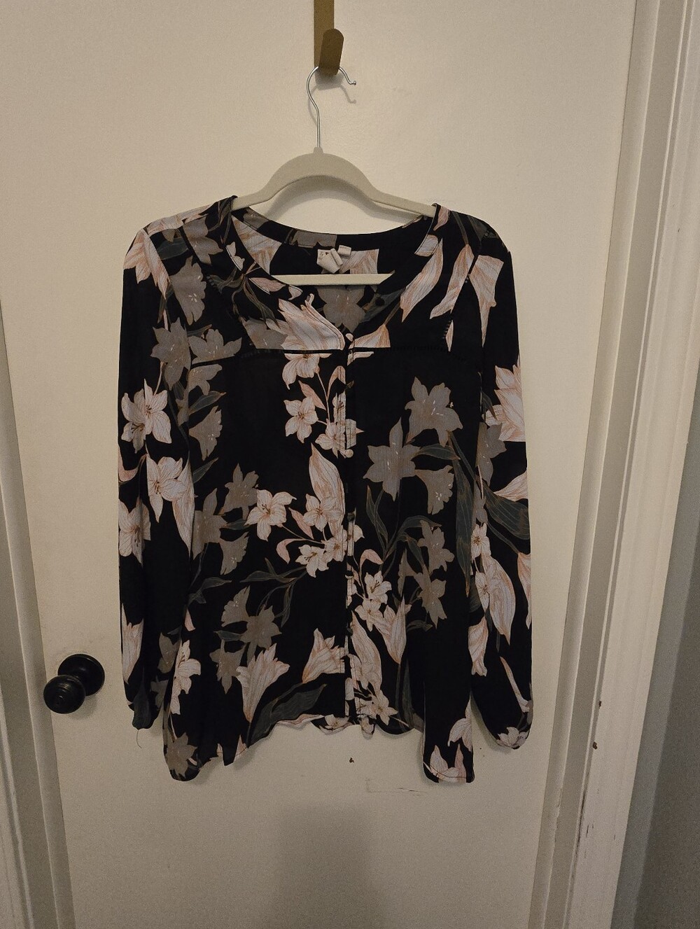 Dolan Black Floral Button-Front Blouse with Pink and Cream Blooms size 2x